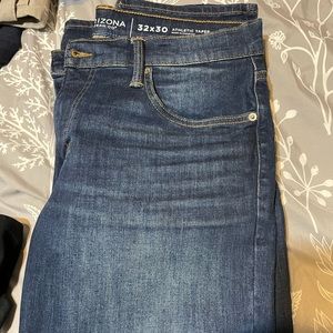 Men’s Athletic Taper Jeans Size W32xL30